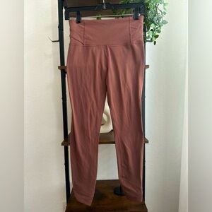 Womens Athleta‎ pirouette 7/8 leggings. Size small.